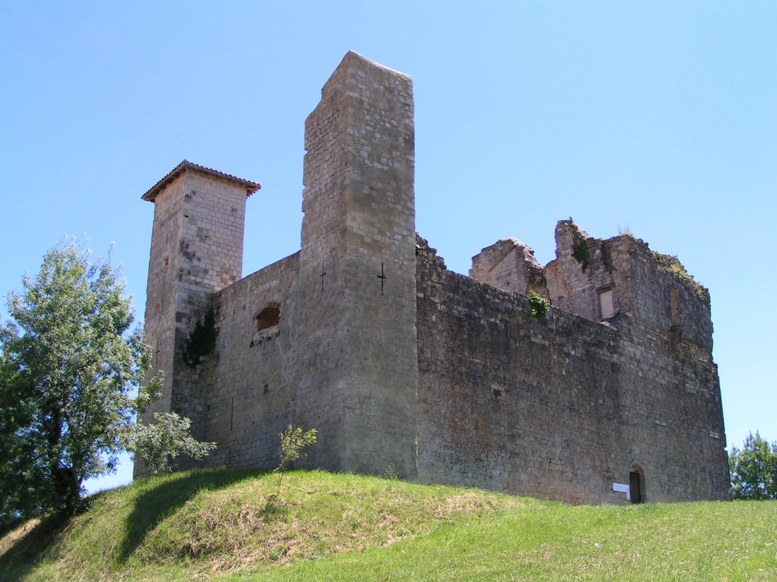Château gascon de Lagardère