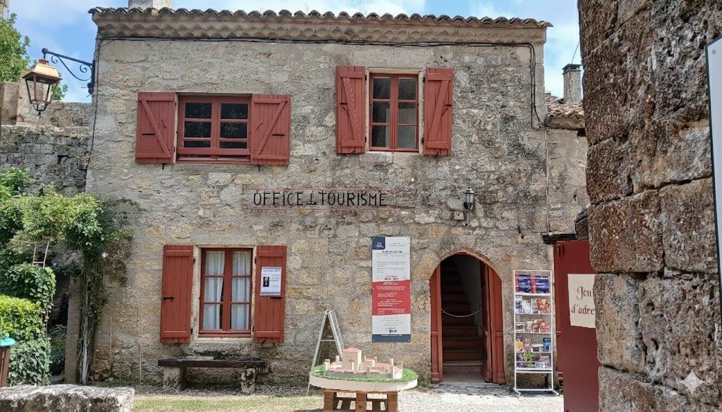 Boutique de l'Office de Tourisme de Larressingle_Larressingle