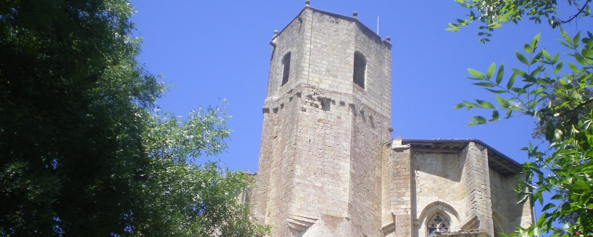 Collégiale de la bastide de Montréal du Gers, Plus beau village de France